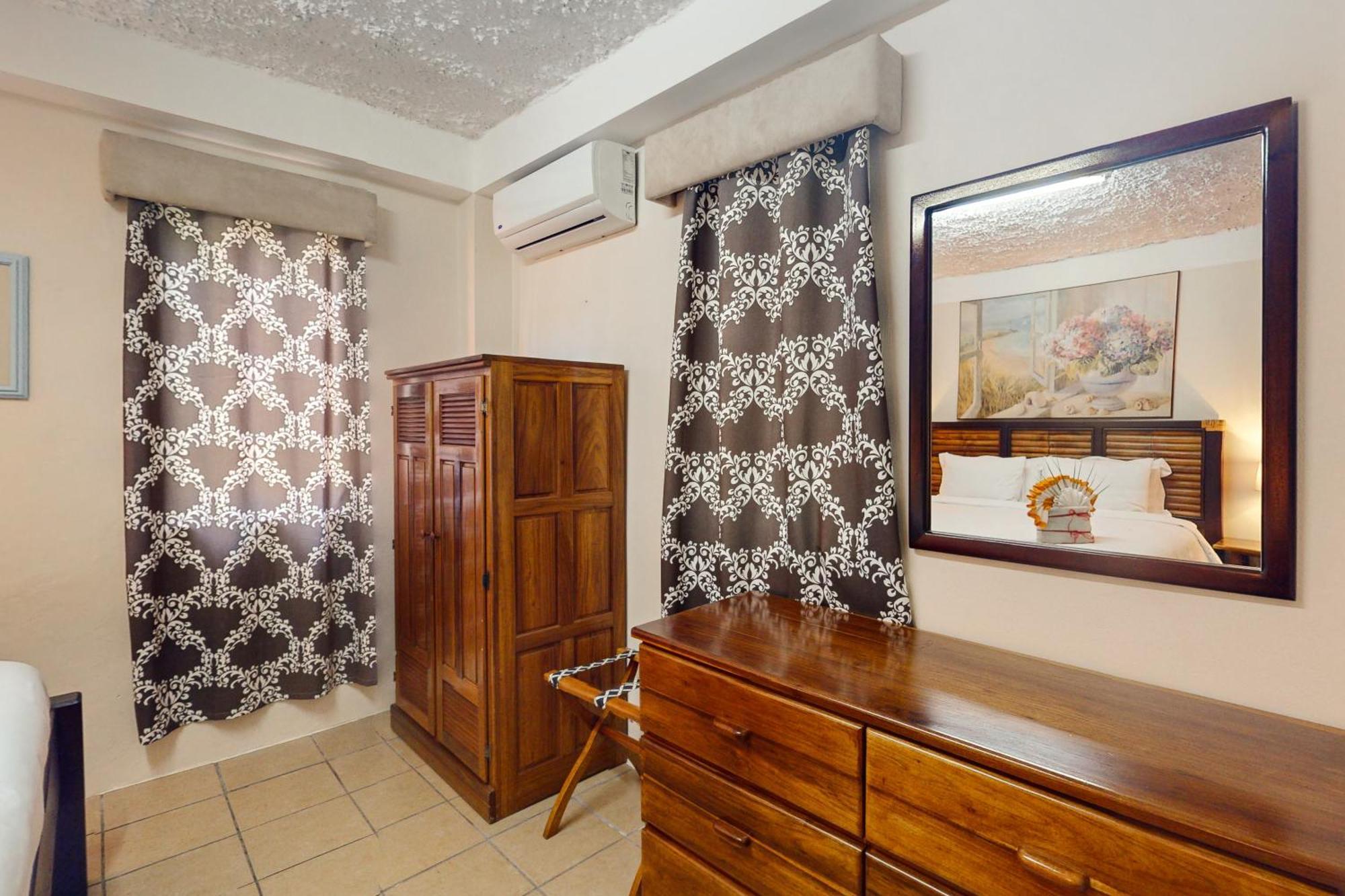 Hummingbird Home Suites San Pedro  Zimmer foto